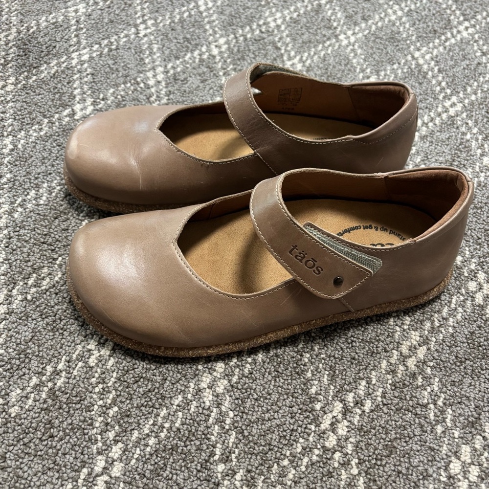 Taos Footwear the Ultimate Leather Mary Jane Mushroom size 38 7/7.5 - Picture 3 of 7